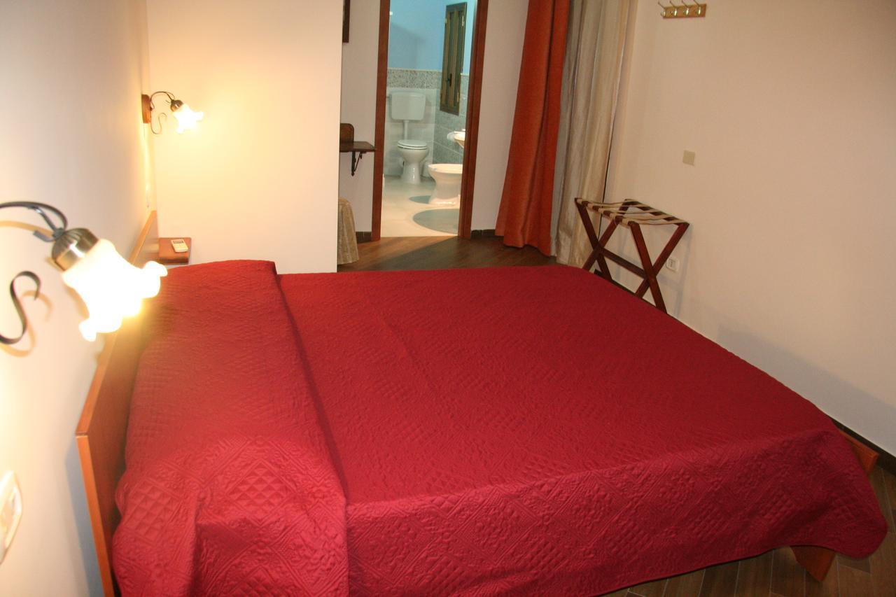 Borgo Manfria Hotell Gela Eksteriør bilde